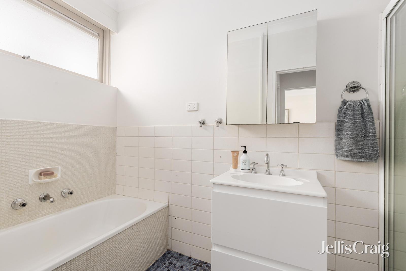 22/114 Riversdale Road, Hawthorn image 7