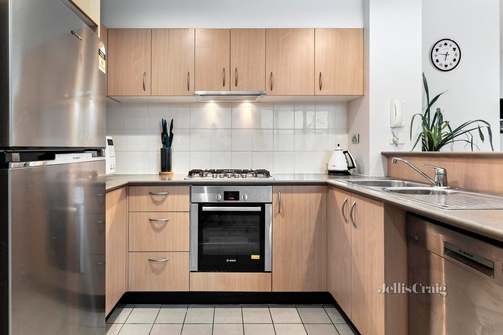 221/200 Smithfield Road, Flemington image 3