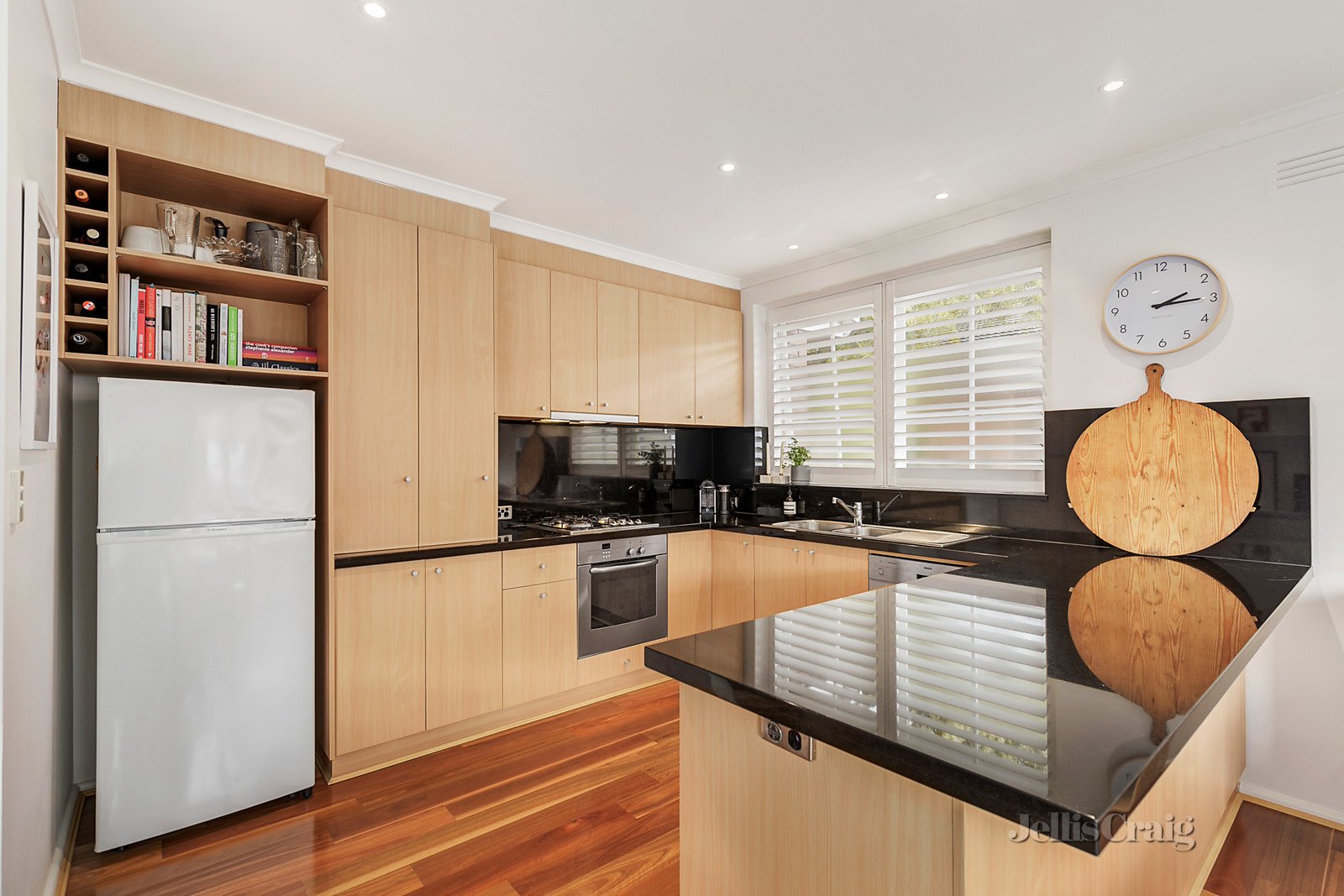 22/1231 Malvern Road, Malvern image 2