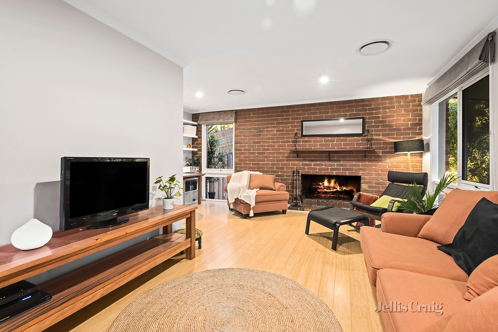 22/1336 Main Road, Eltham image 2