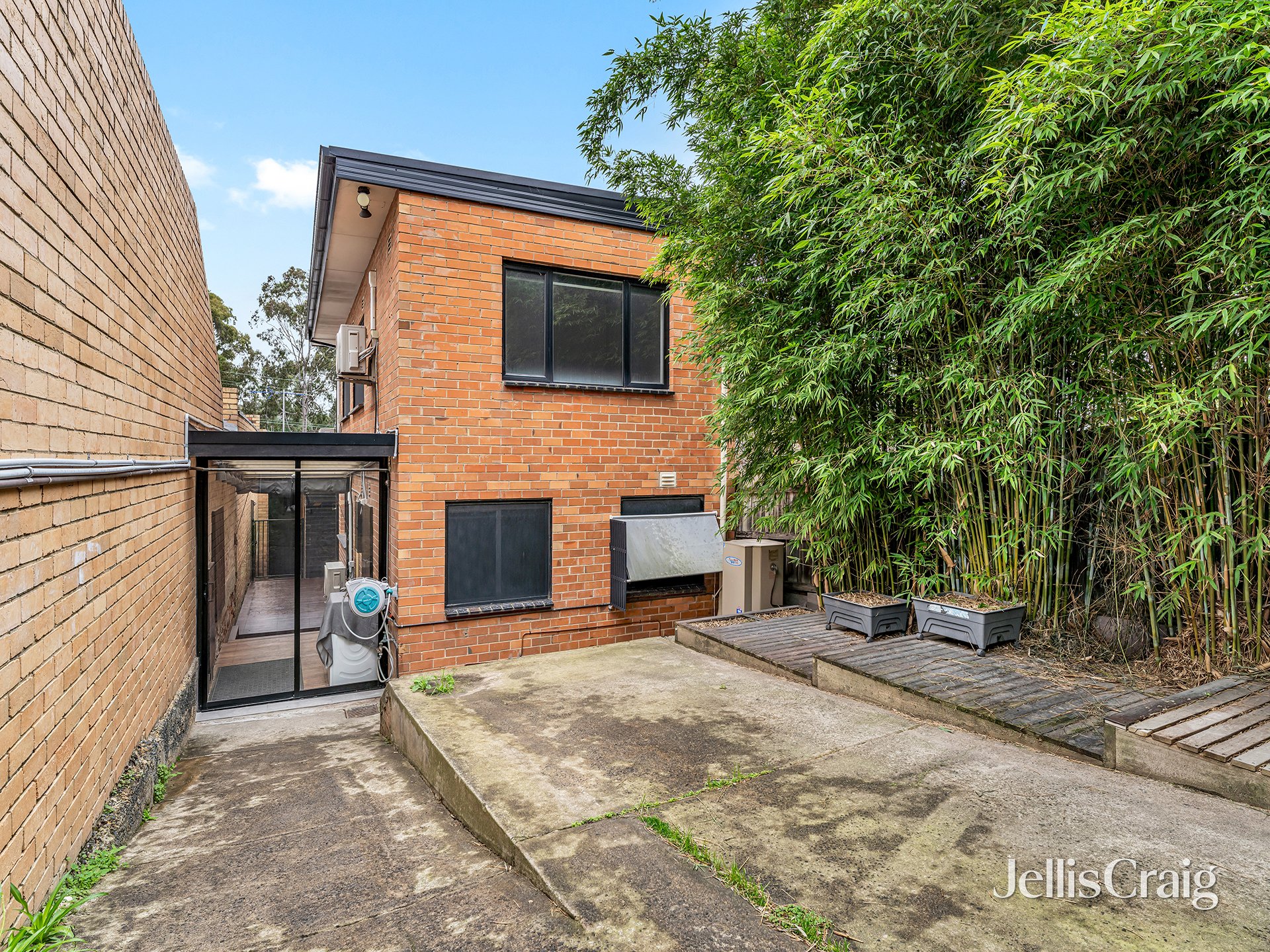 2/215 High Street Road, Ashwood image 6