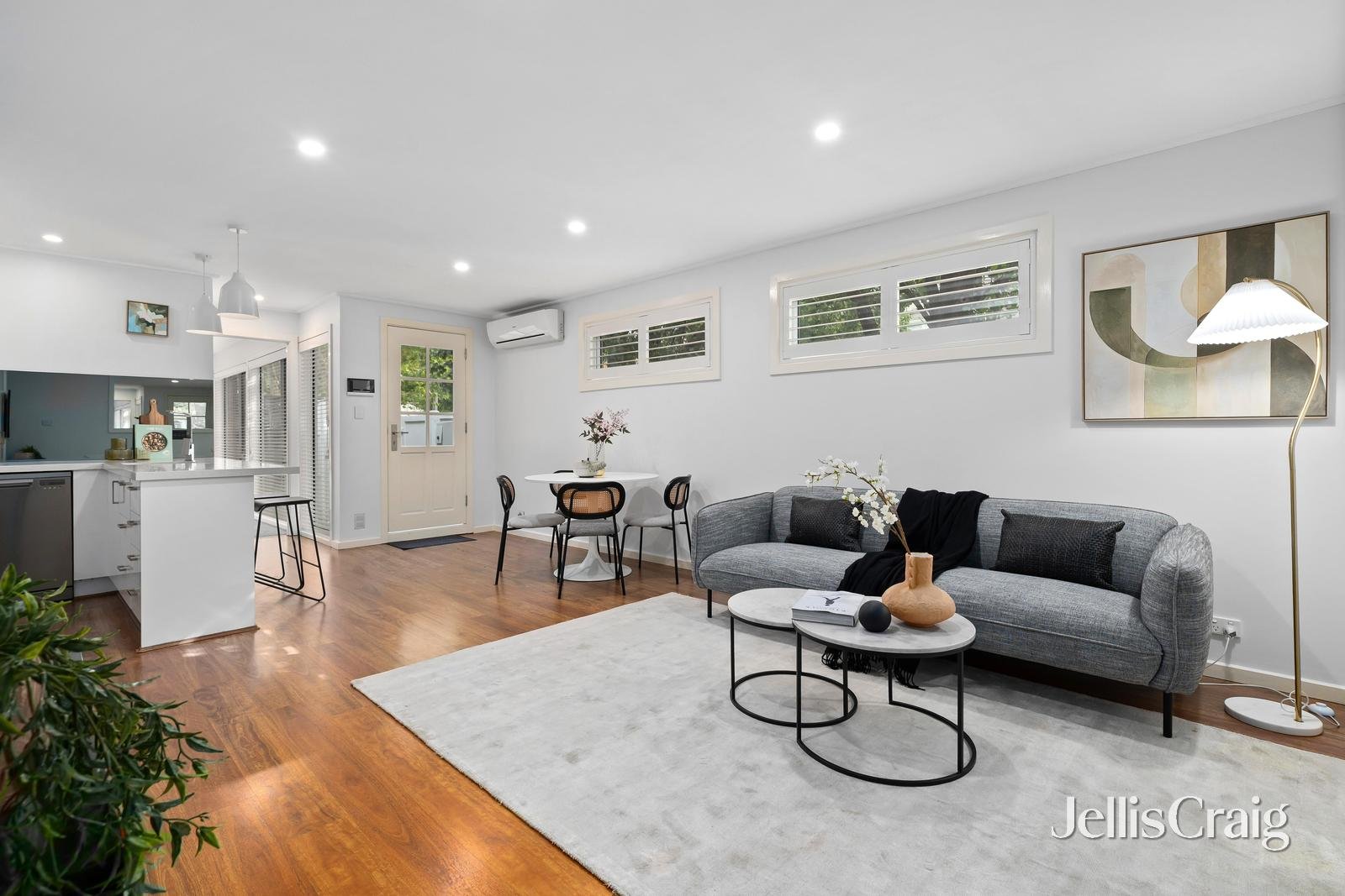 2/215 Mont Albert Road, Surrey&nbsp;Hills image 3