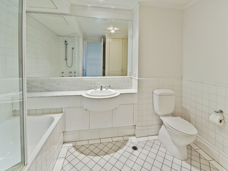 22/156 Beaconsfield Parade, Albert Park image 8