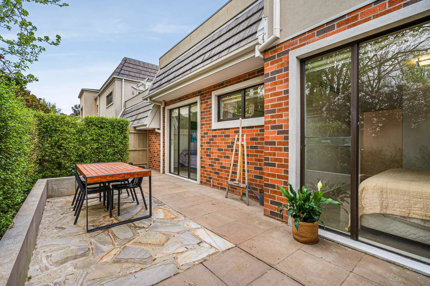 2/216 Belmore Road, Balwyn image 1