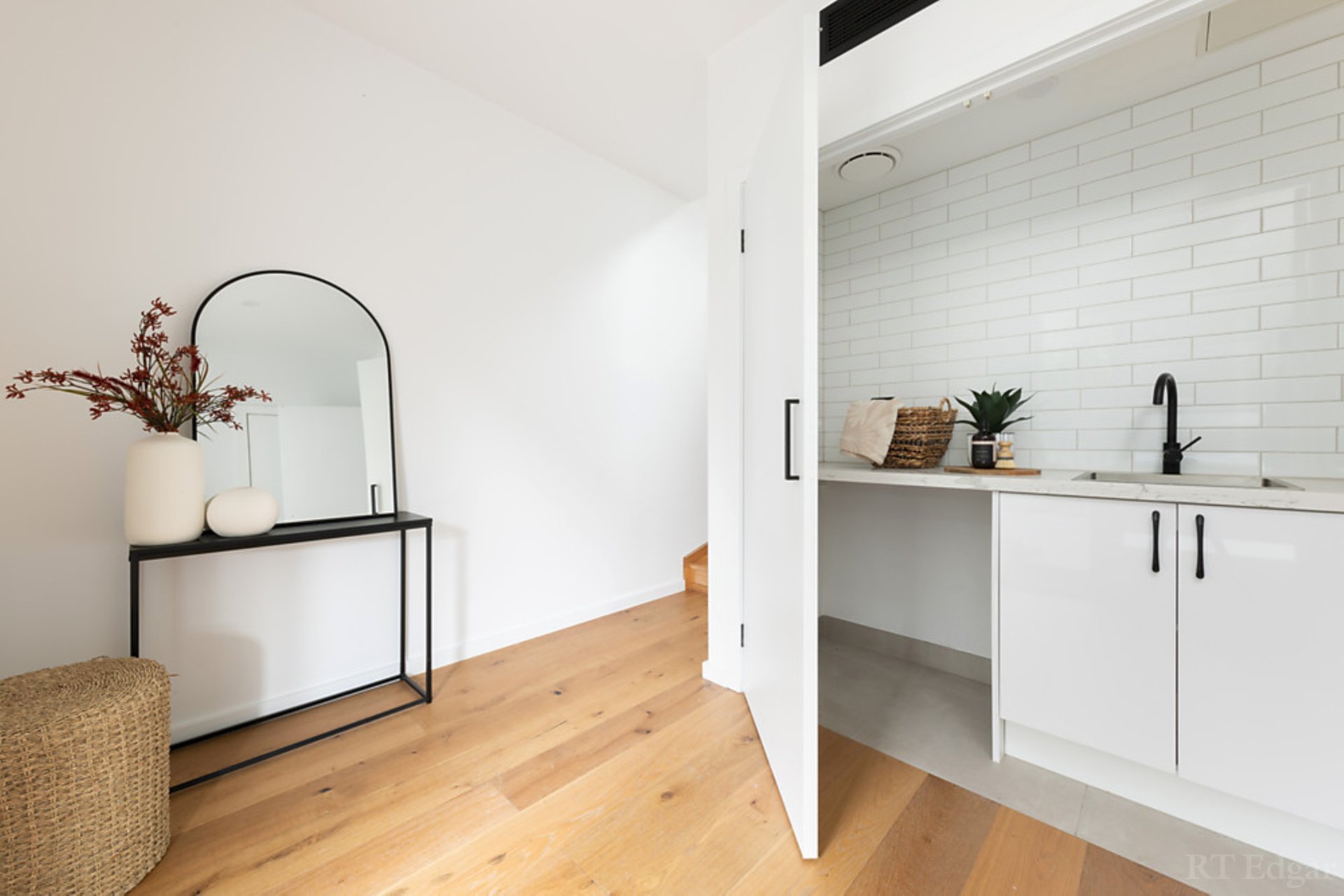 Property Gallery Thumbnail 15
