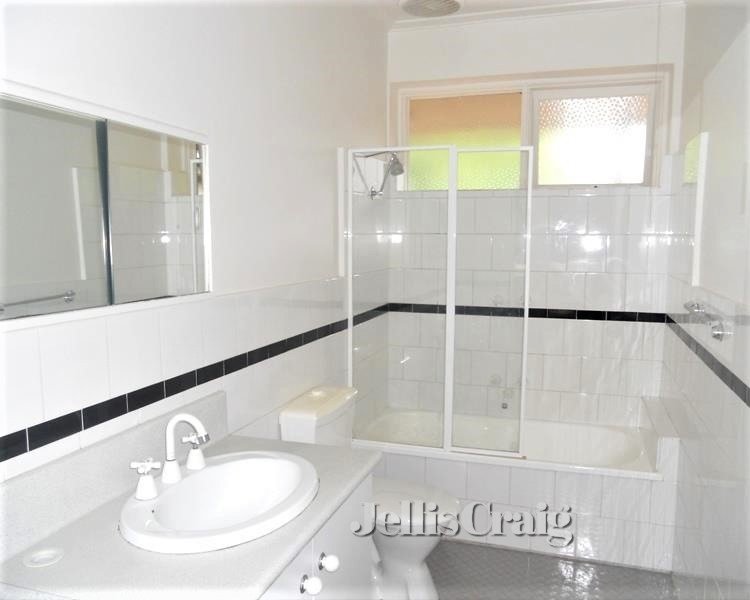 22/19 Park Street, Hawthorn image 2