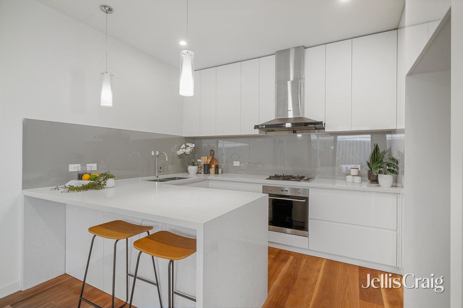 2/22 Adrienne Crescent, Mount&nbsp;Waverley image 3