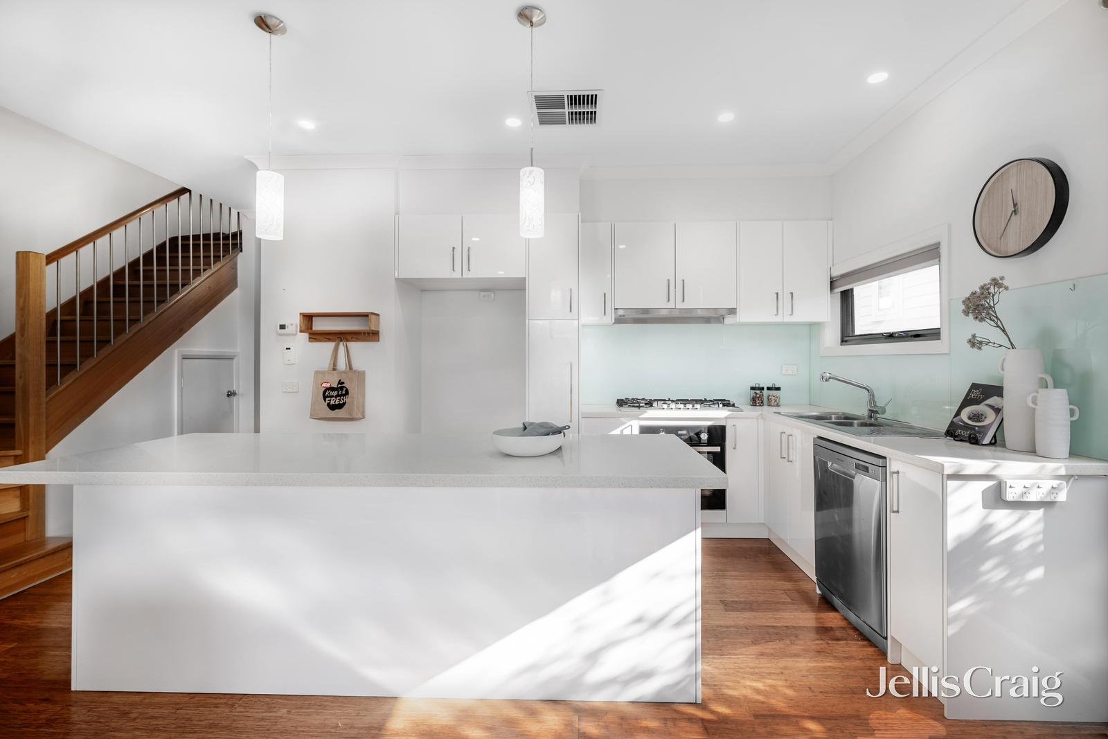 2/22 Bass Street, Box Hill image 3