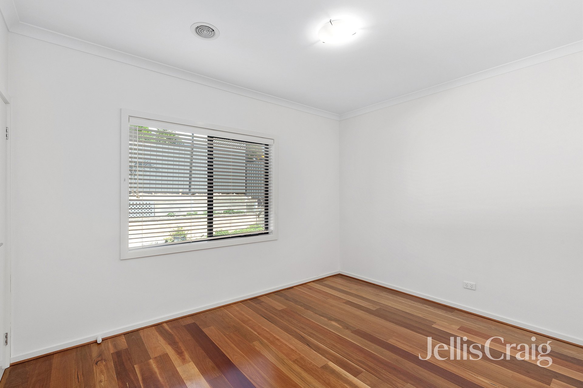 222 Elder Street, Greensborough image 8