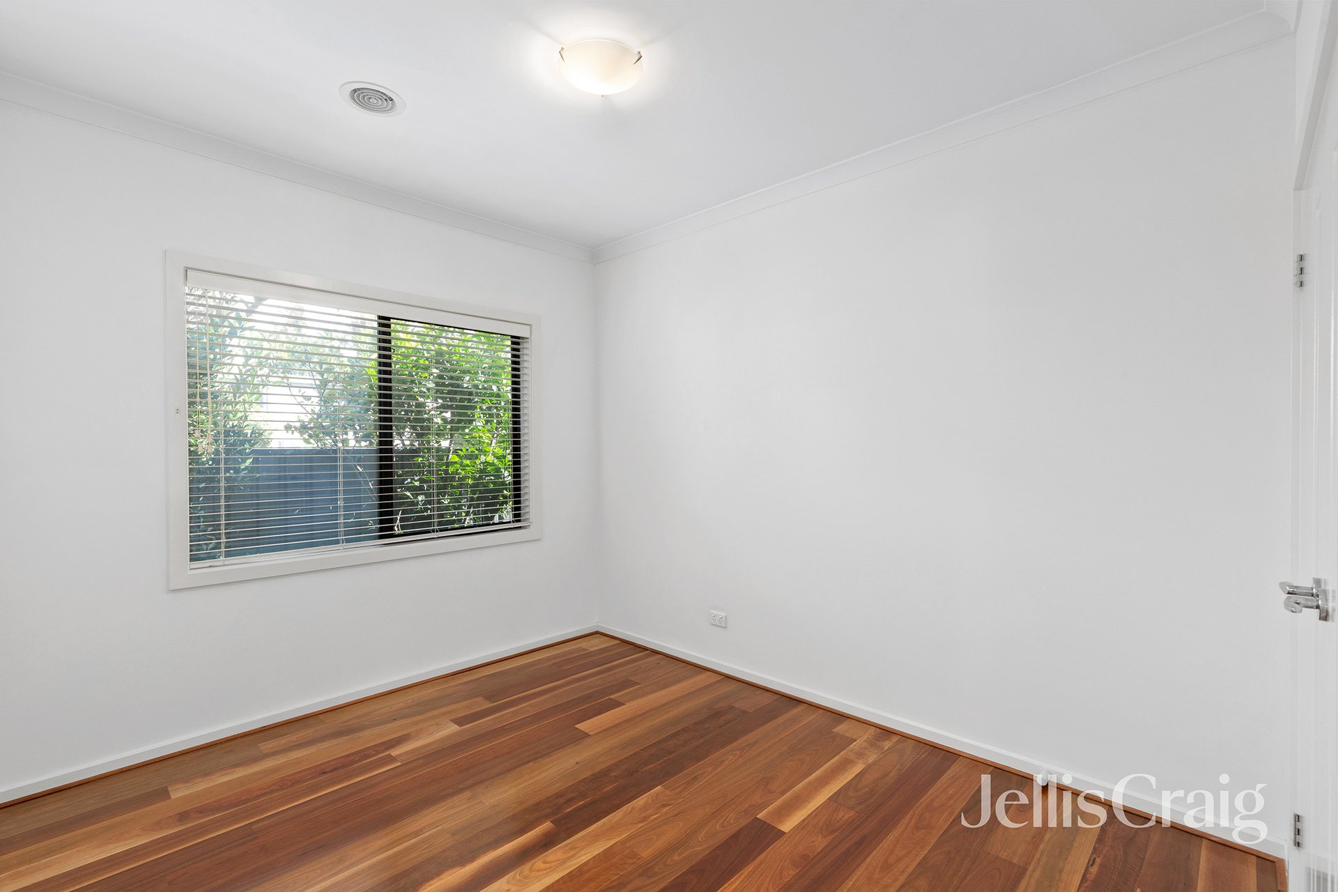 222 Elder Street, Greensborough image 9