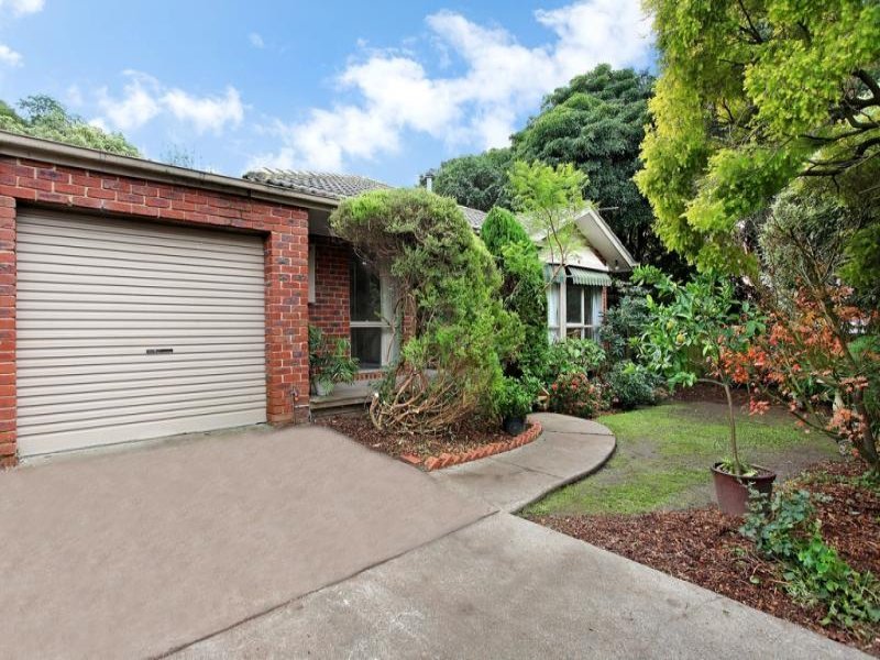 2/22 Lois Street, Ringwood East image 1