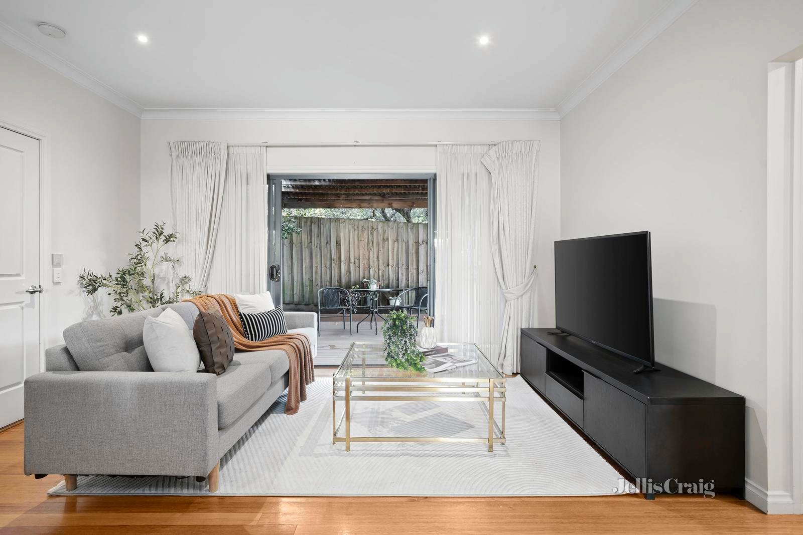 2/22 Paisley Street, Box Hill North image 4