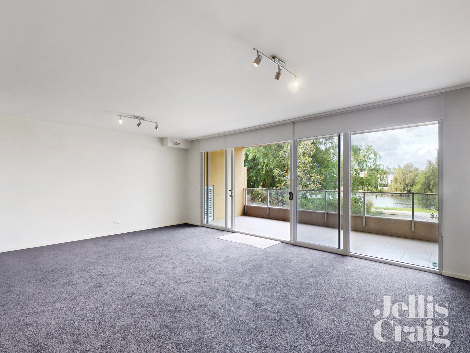 22/2 Saltriver Place, Footscray image 4