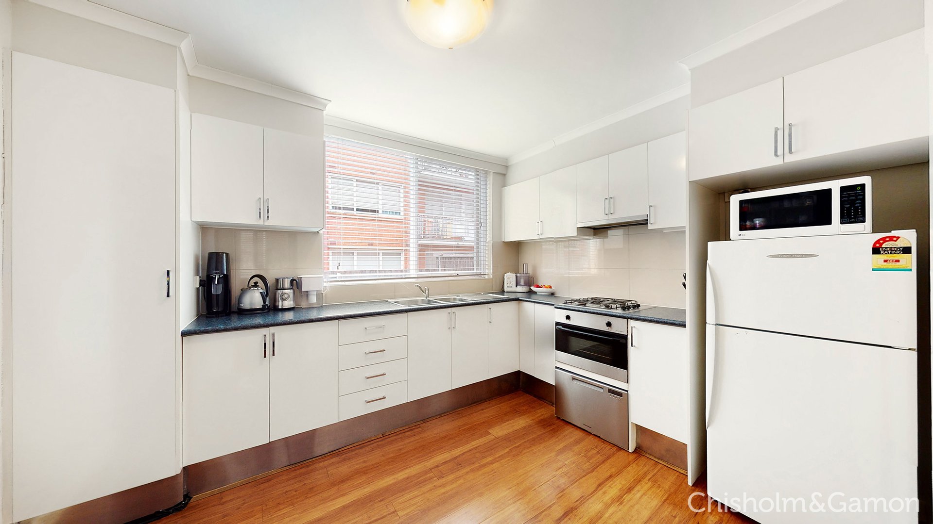2/22 Scott Street, Elwood image 4