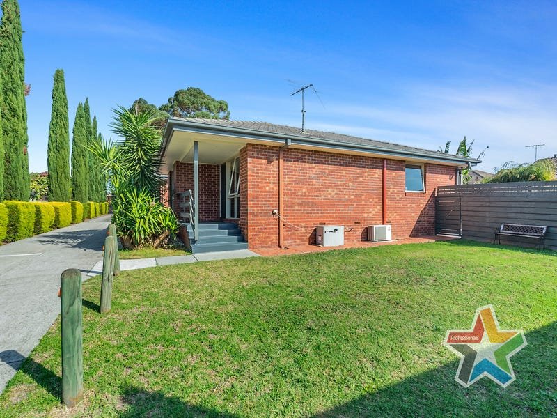 2/22 Slevin Street, Lilydale image 2