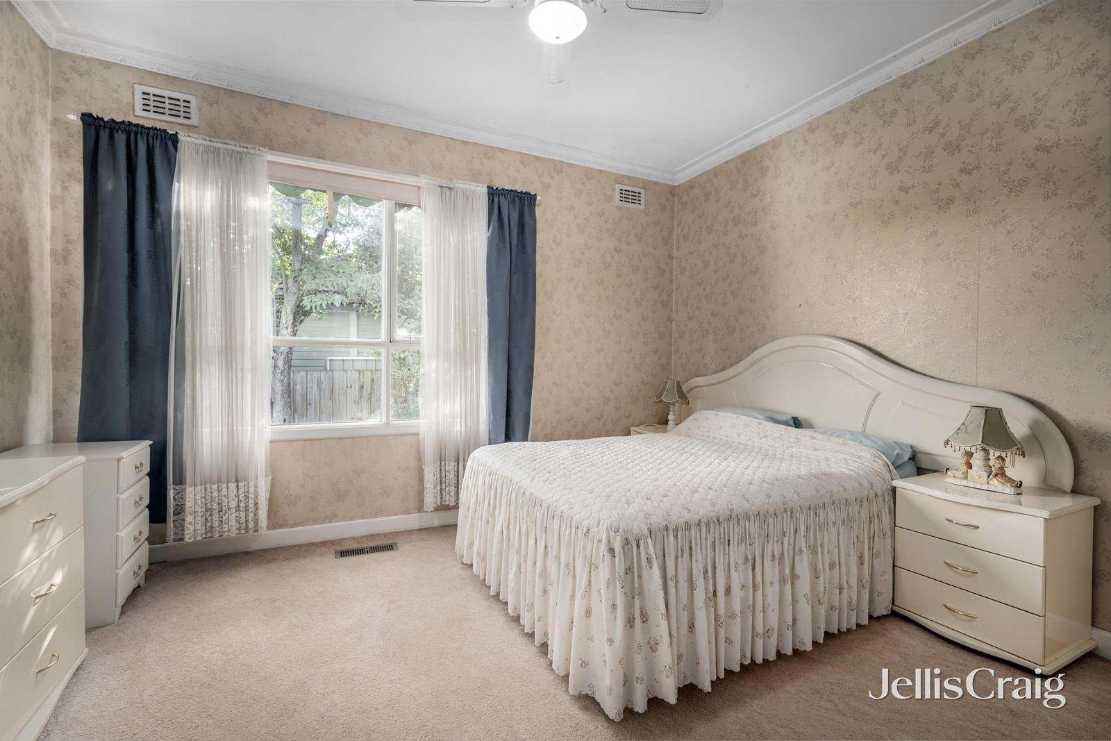 222 Springfield Road, Blackburn image 5
