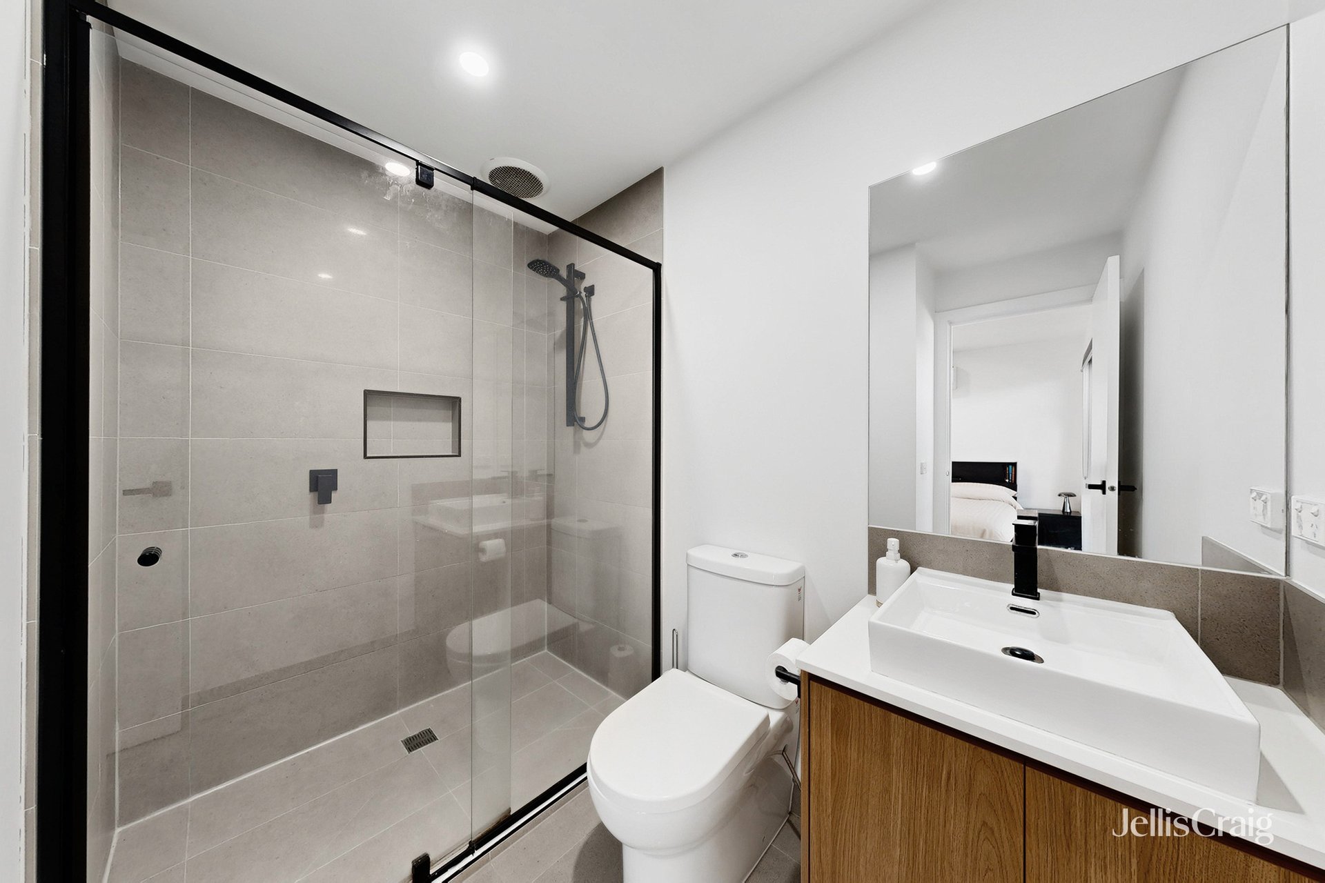 2/22 Win-Malee Street, Hadfield image 12