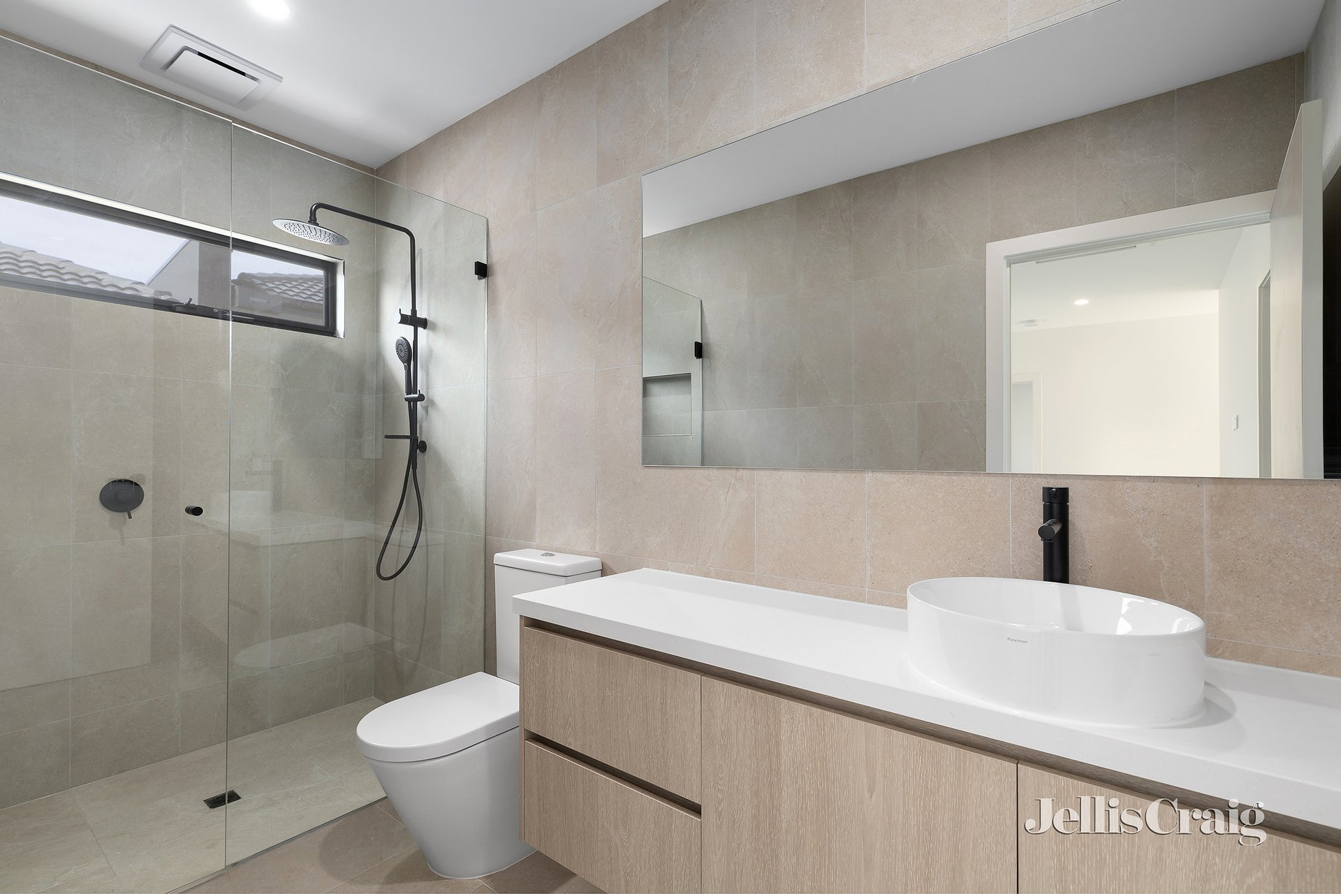 2/220 Liberty Parade, Heidelberg West image 9