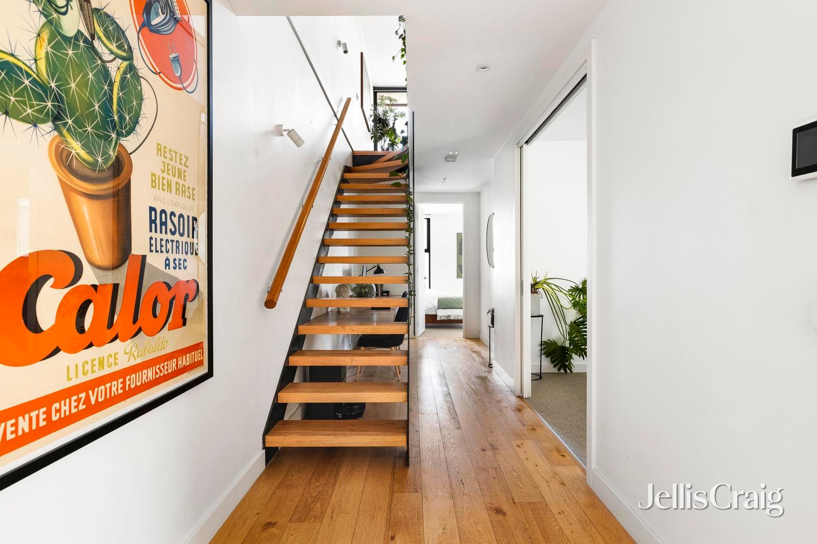 222/15 Lithgow Street, Abbotsford image 9