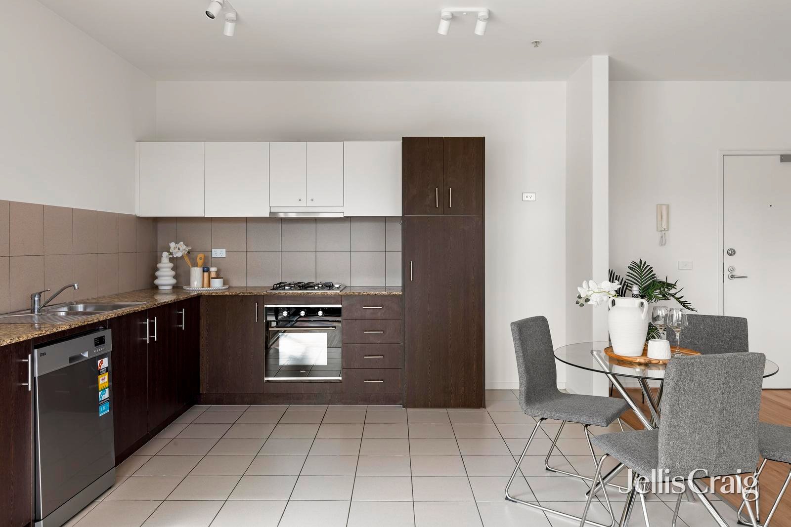 22/22 Howard Street, North Melbourne image 3