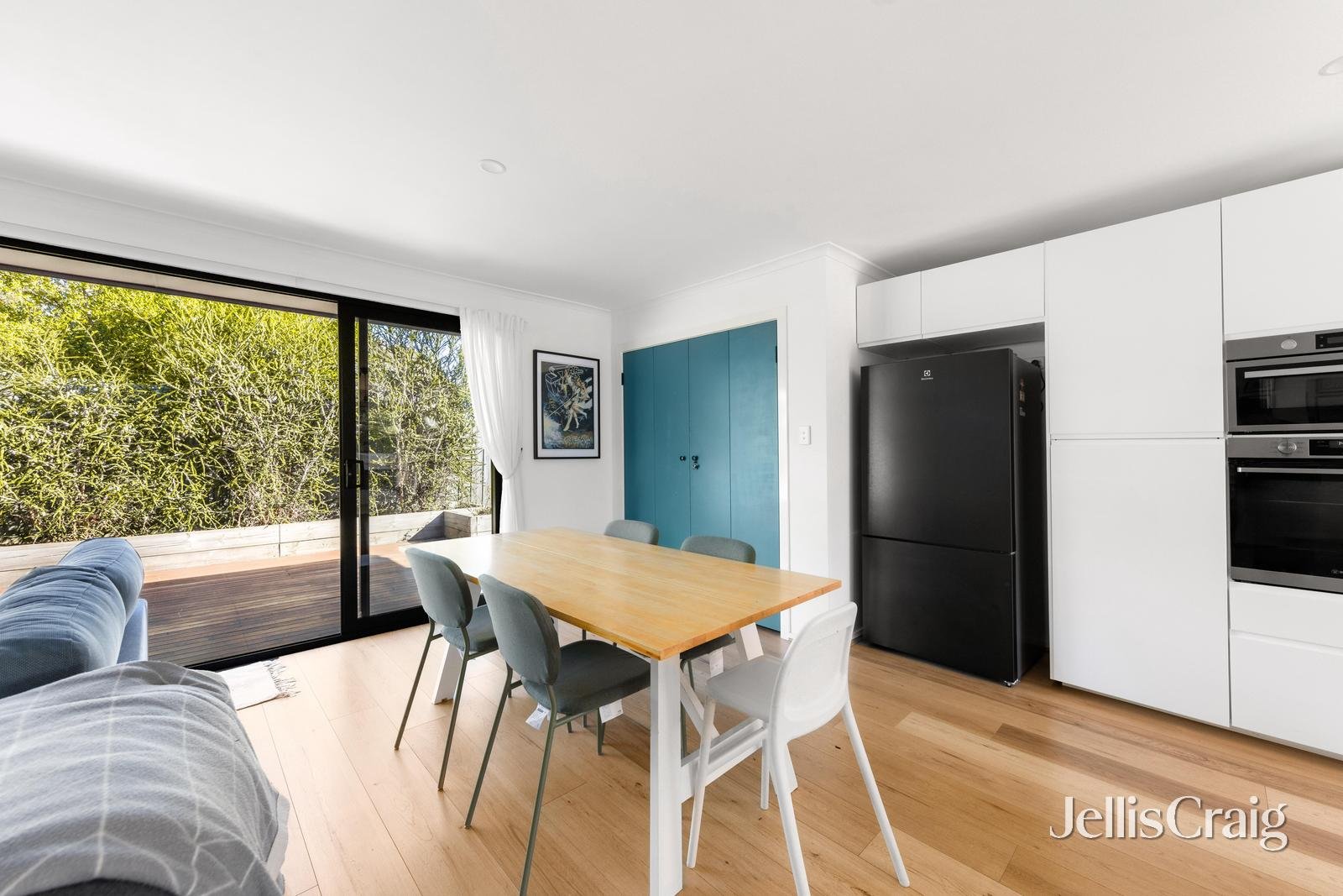 2/226 Springfield Road, Blackburn image 6