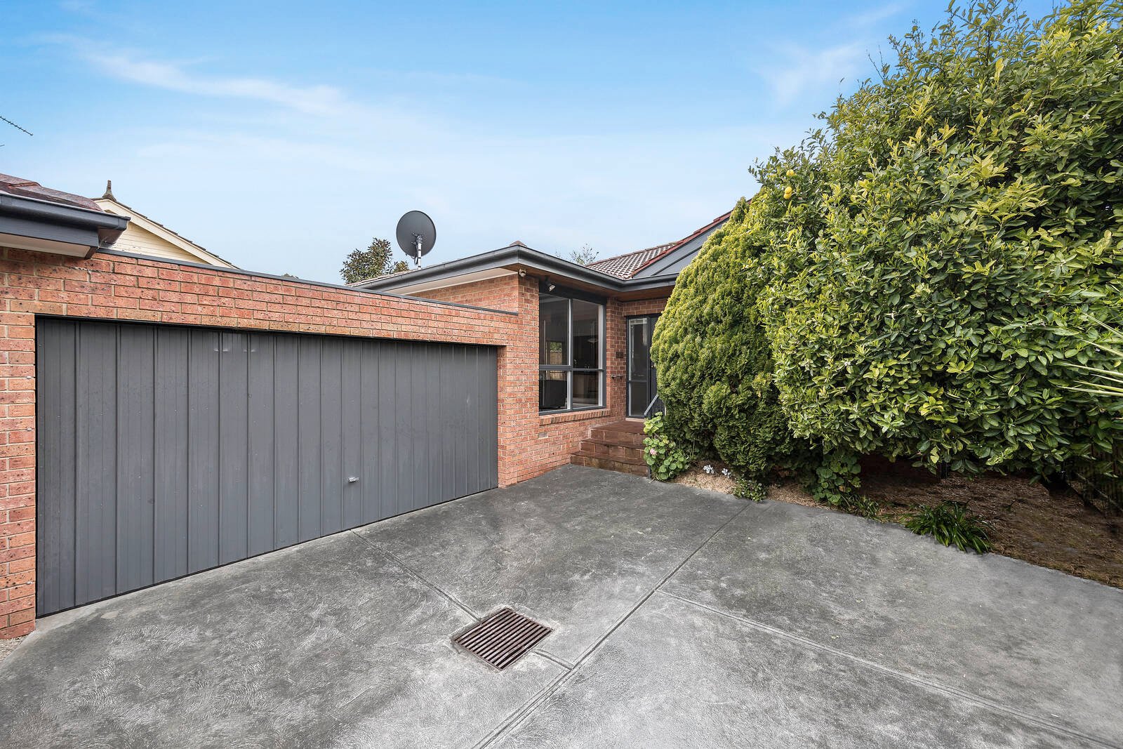 Property Gallery - Main Image