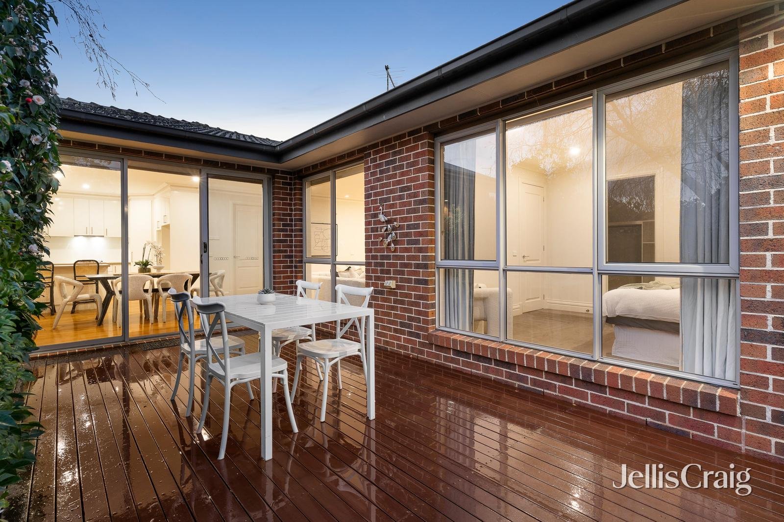 2/22a Hamilton Avenue, Blackburn image 10