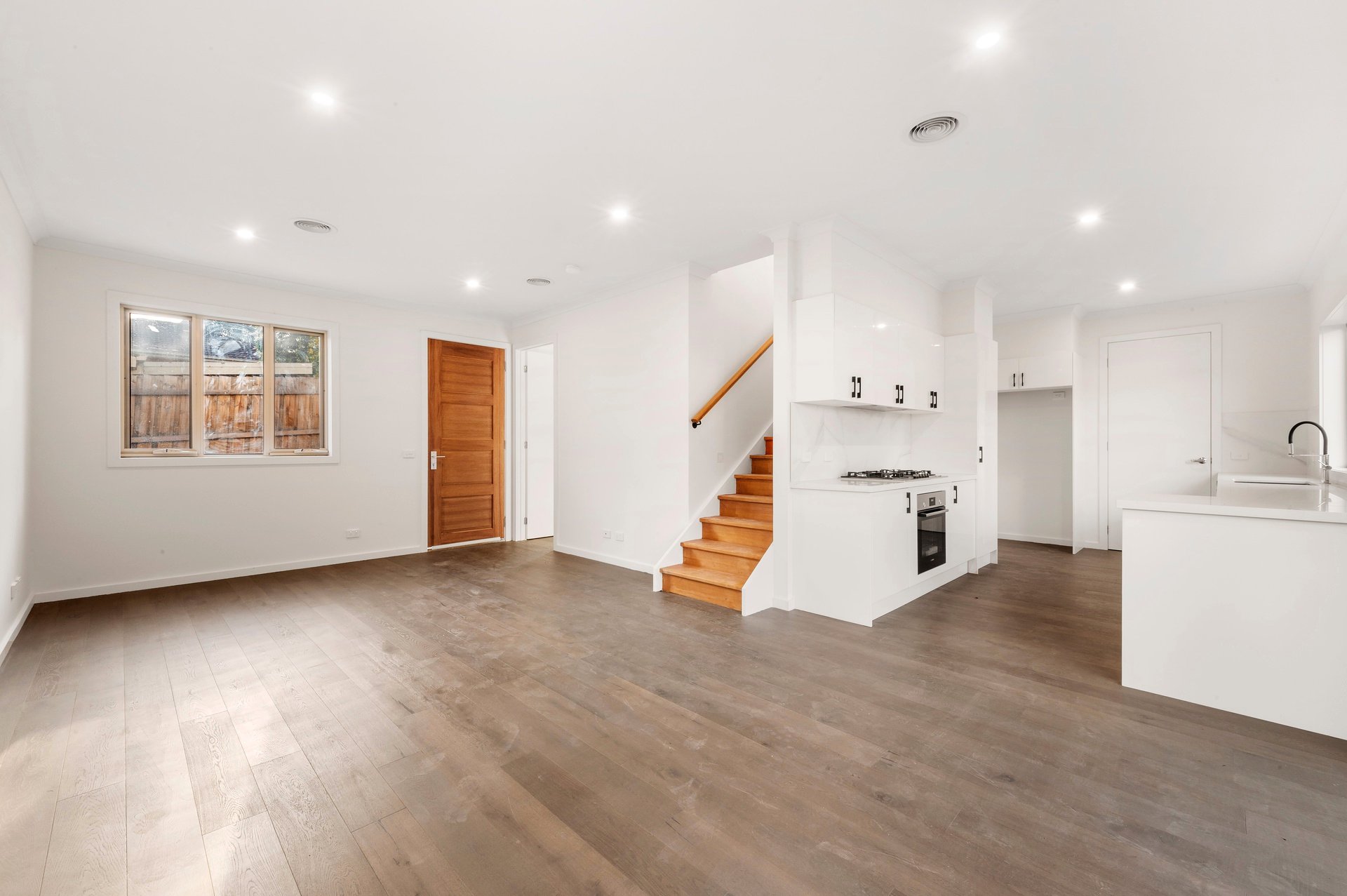 2/23 Anthony Avenue, Doncaster image 2