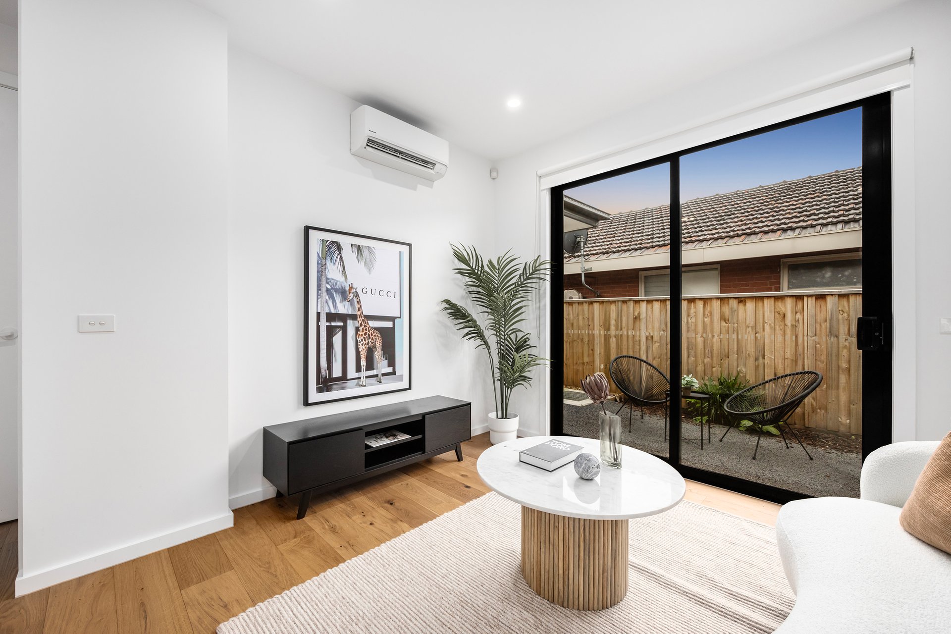 Property Gallery Thumbnail 3