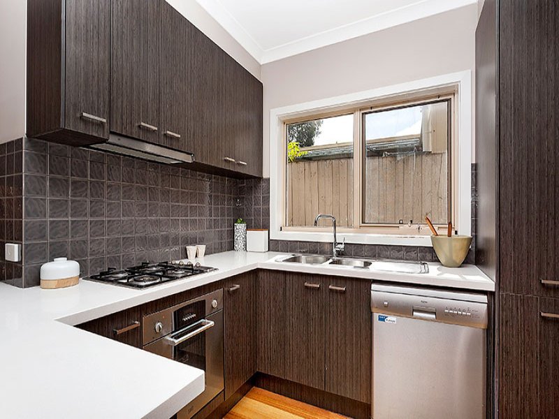 2/23 Barcelona Street, Box Hill image 4