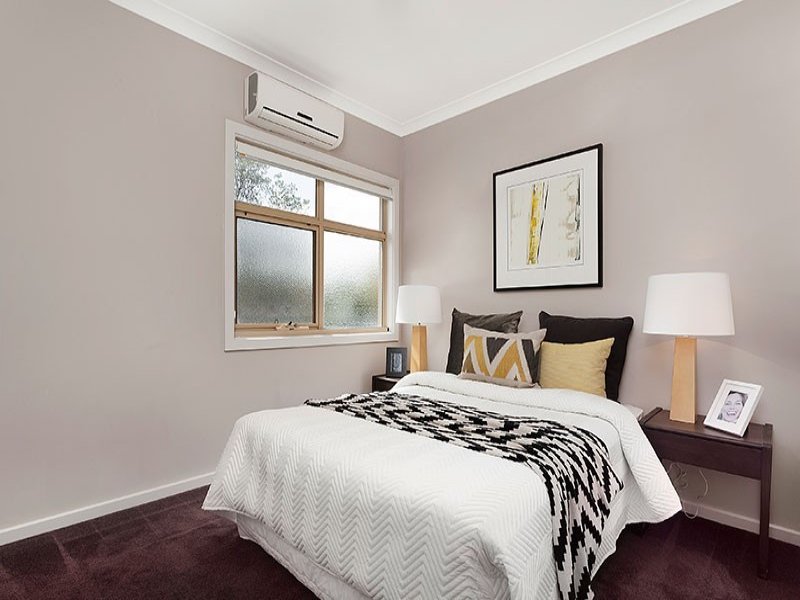 2/23 Barcelona Street, Box Hill image 8