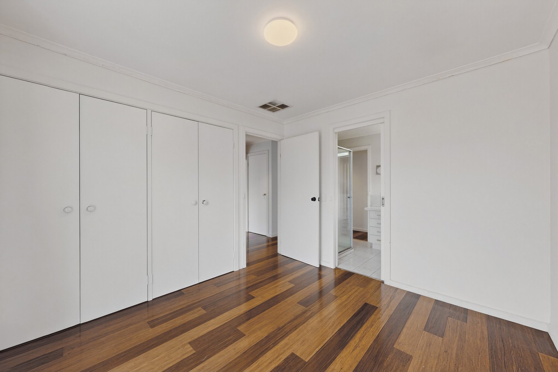 2/23 Browns Road, Bentleigh East image 9