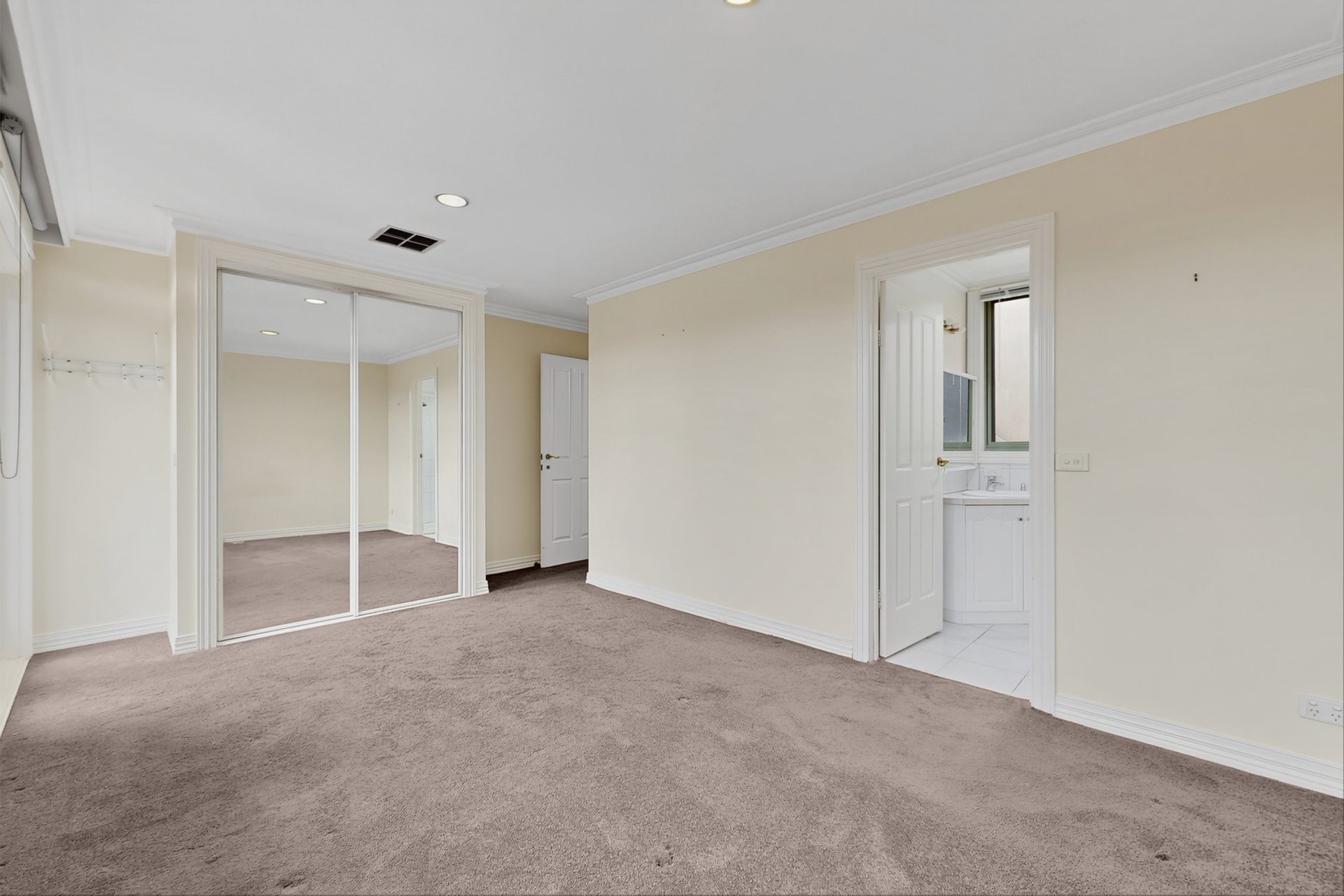 223 Cecil Street, South Melbourne image 13