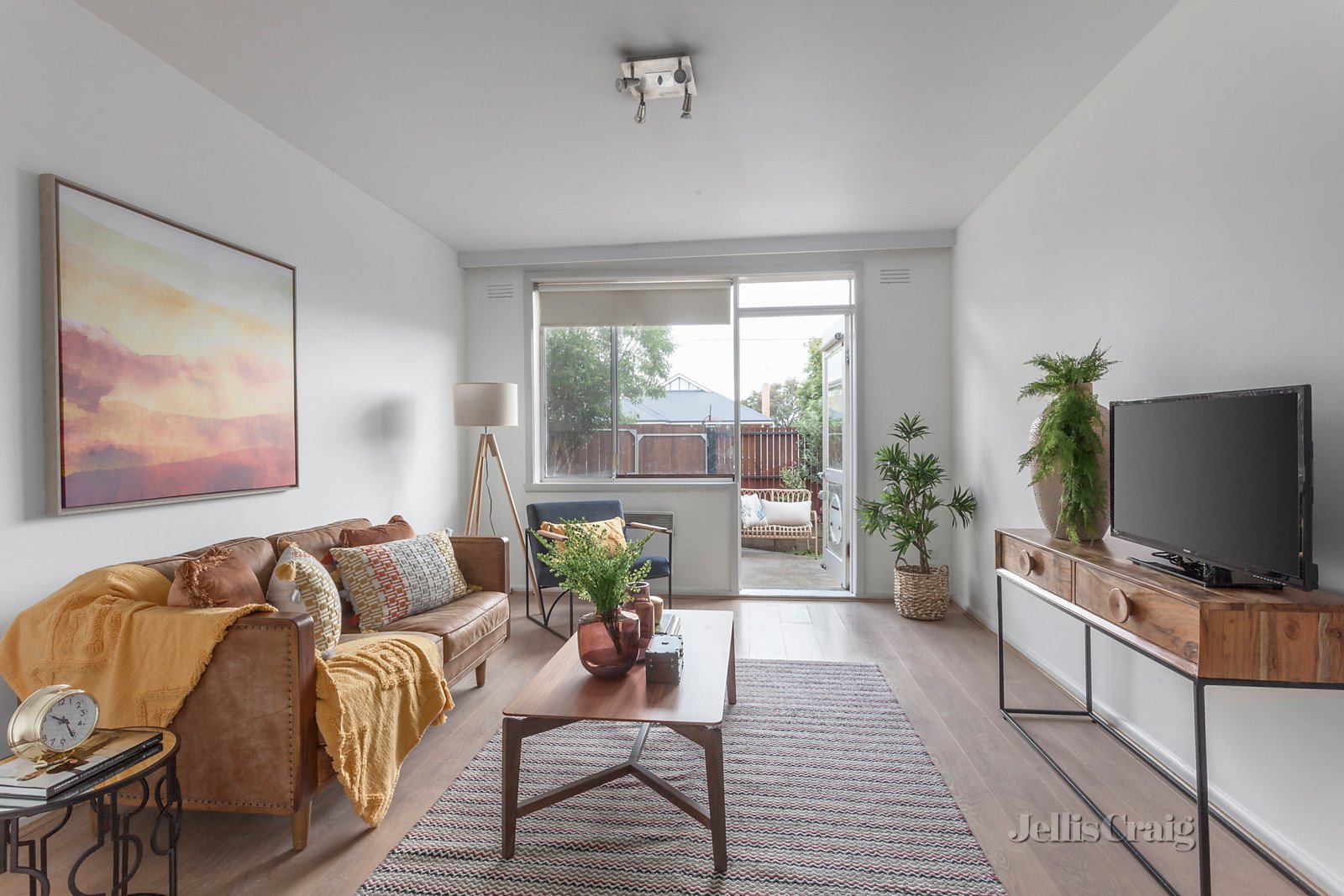 2/23 Elizabeth Street, Bentleigh East image 2
