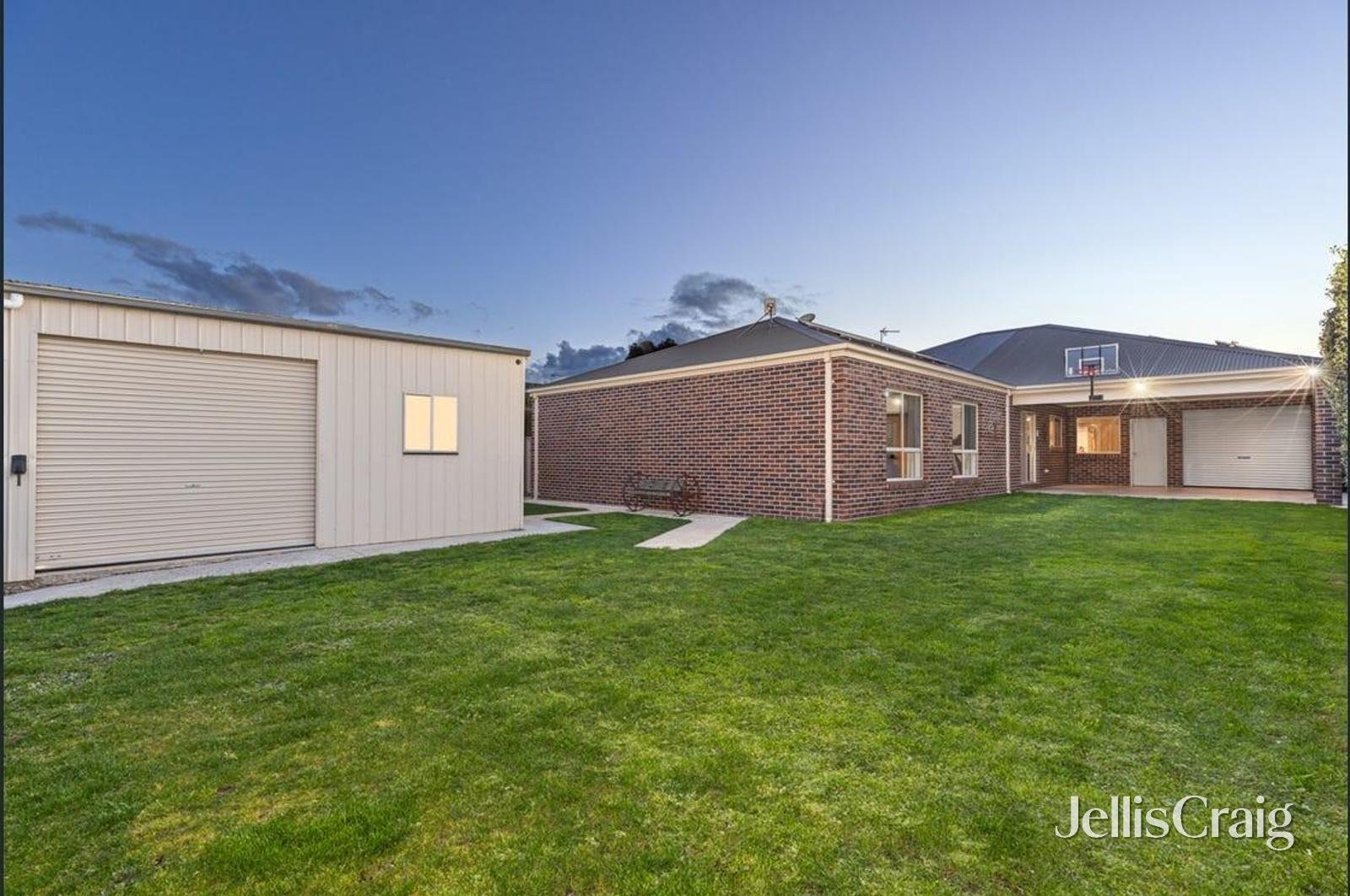 223 Kossuth Street, Sebastopol image 16