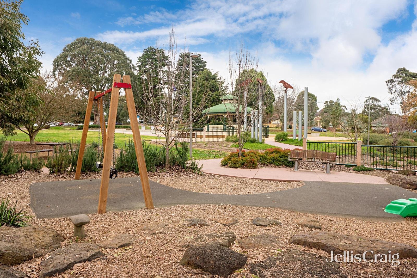 2/23 Lawson Road, Mooroolbark image 13