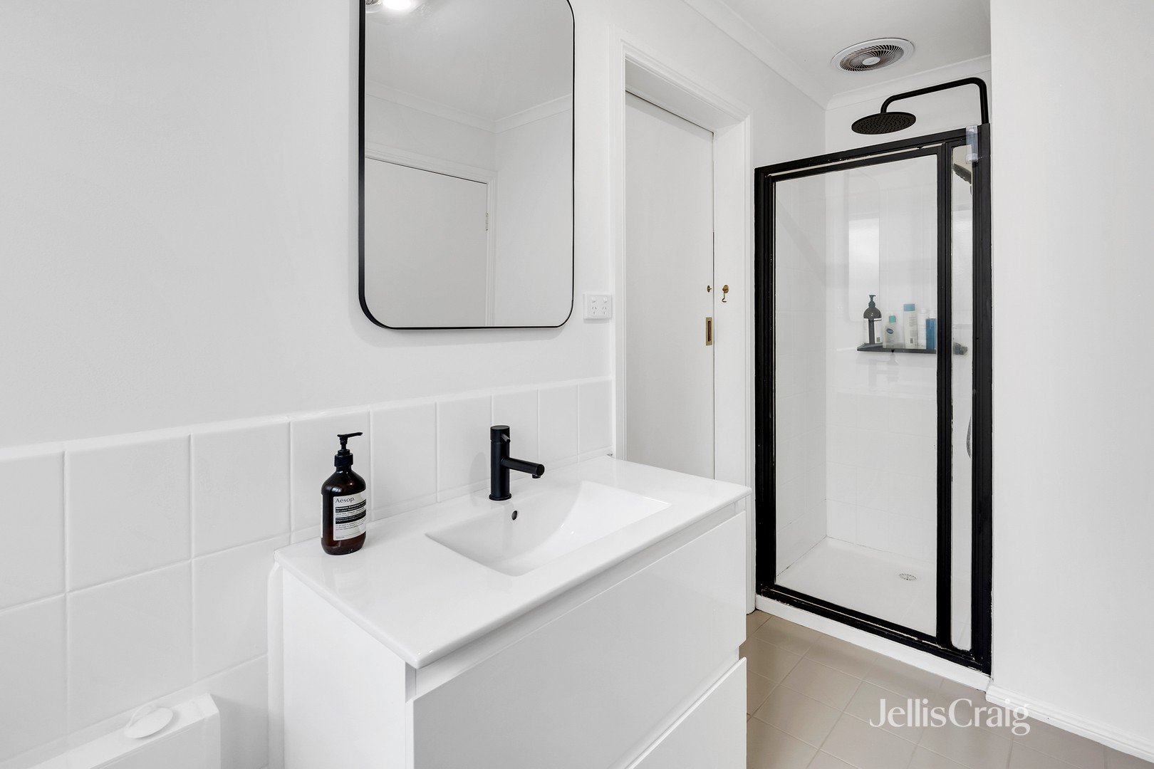 2/23 Union Street, Preston image 8