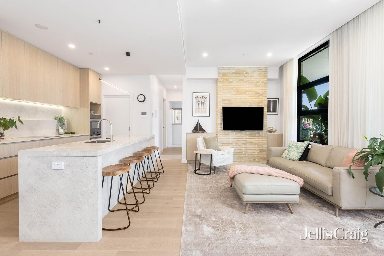 2/23 Warriston Street, Brighton image 2