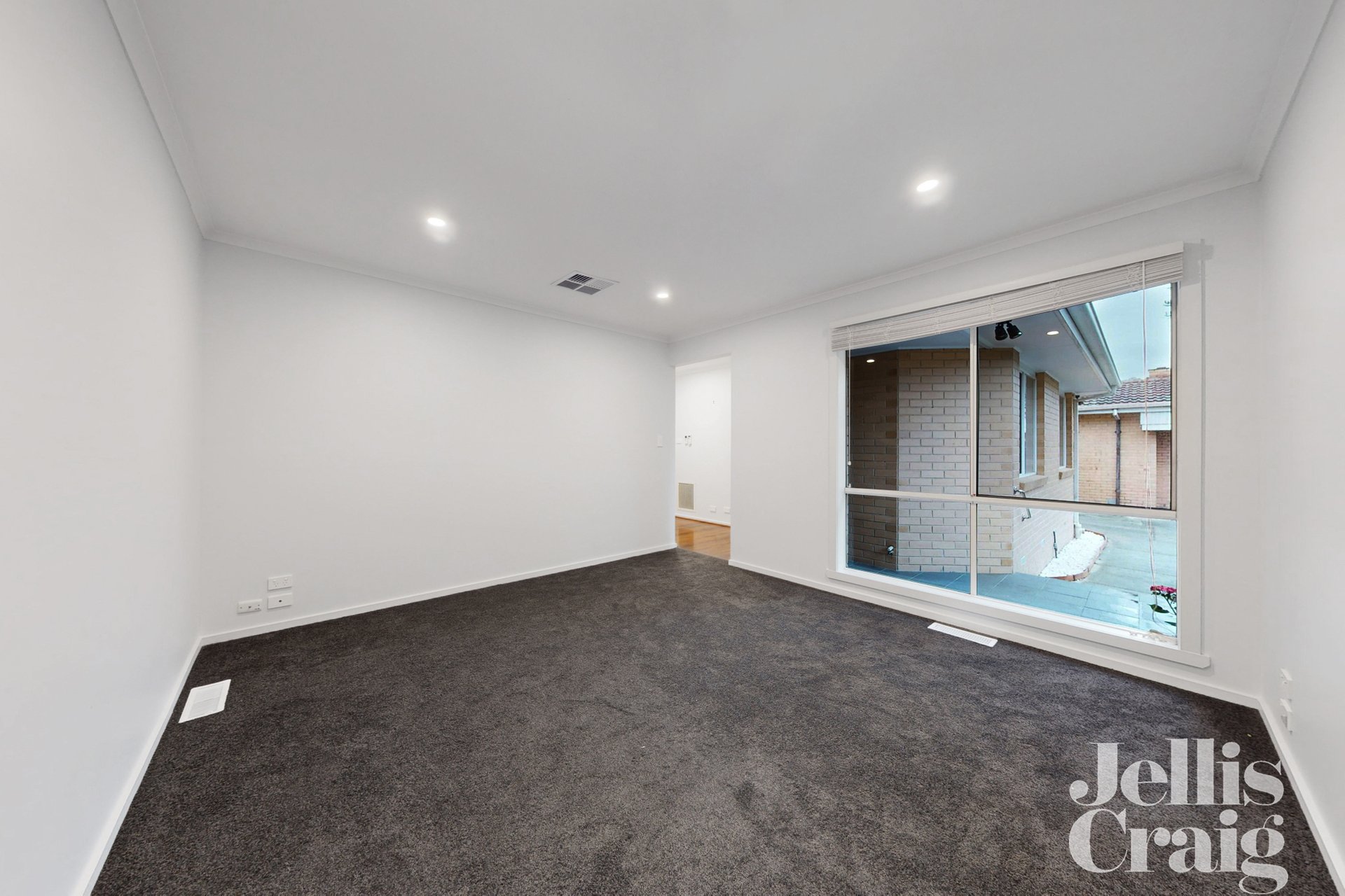 2/23 Yaralla Road, Bentleigh East image 5