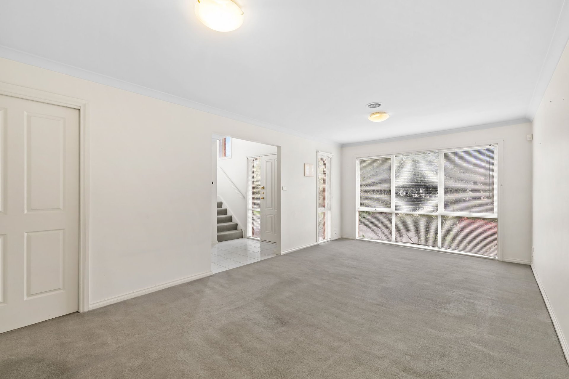 2/230 Bulleen Road, Bulleen image 2