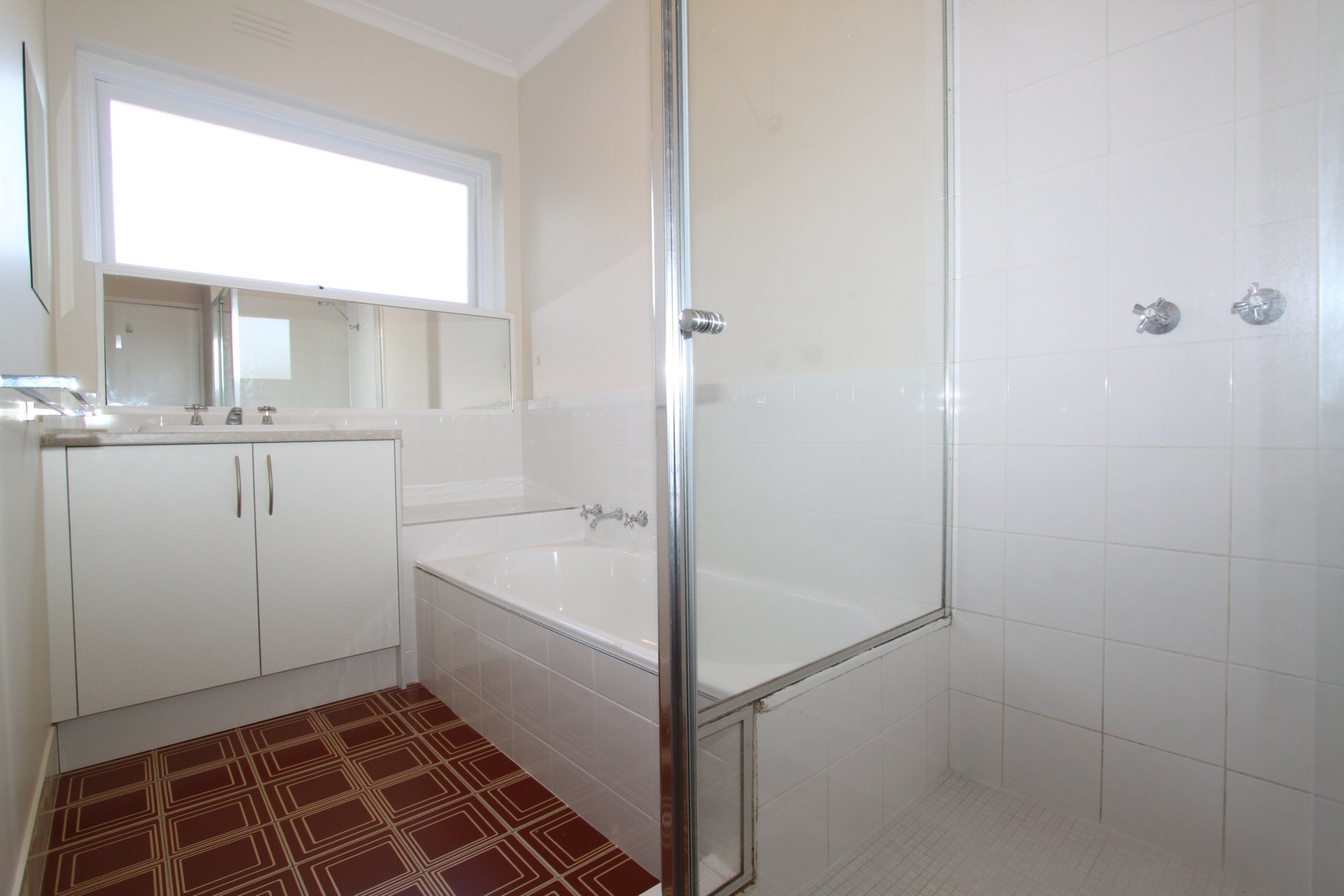 Property Gallery Thumbnail 9