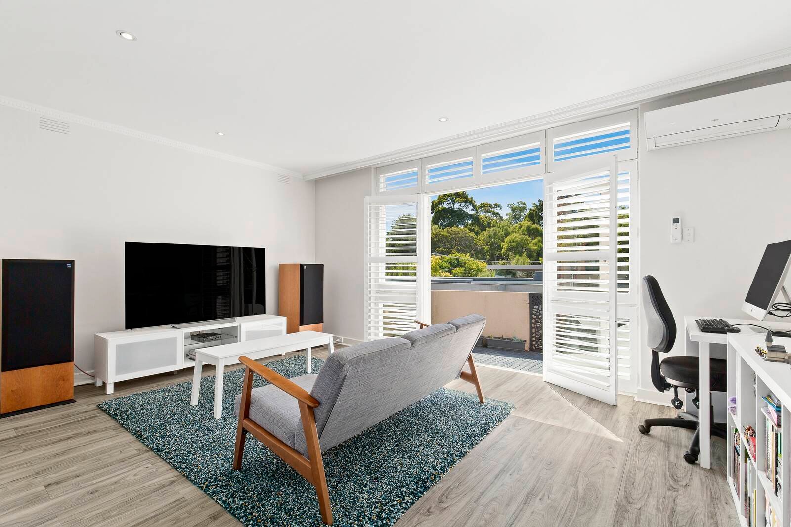 Property Gallery - Main Image