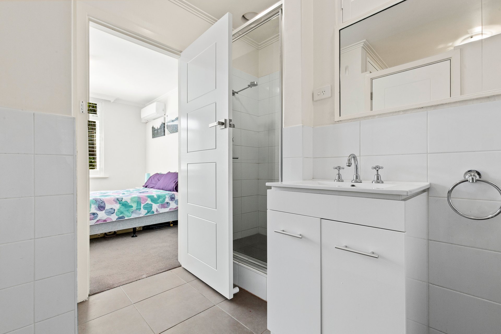 Property Gallery Thumbnail 6