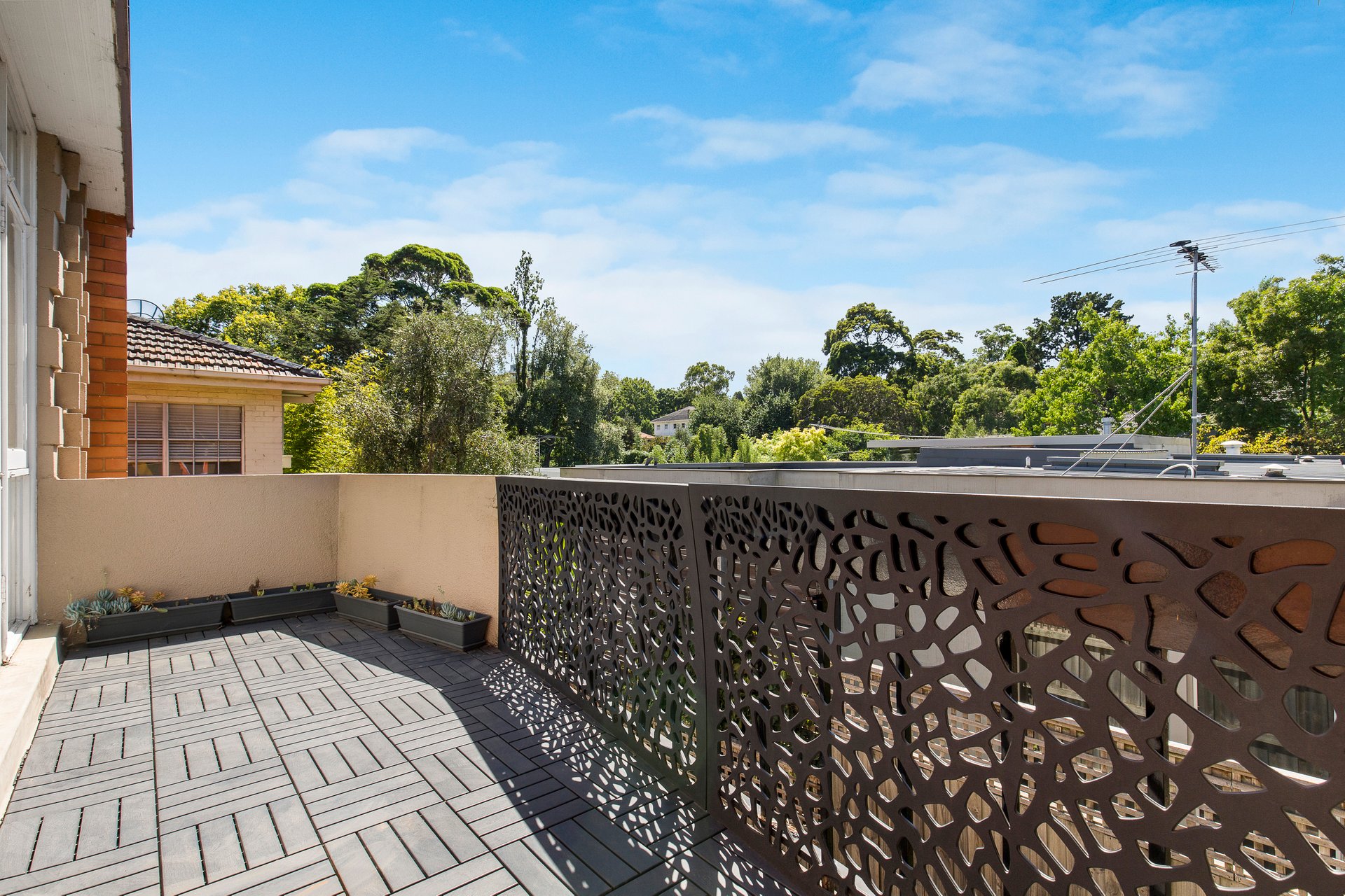 Property Gallery Thumbnail 7