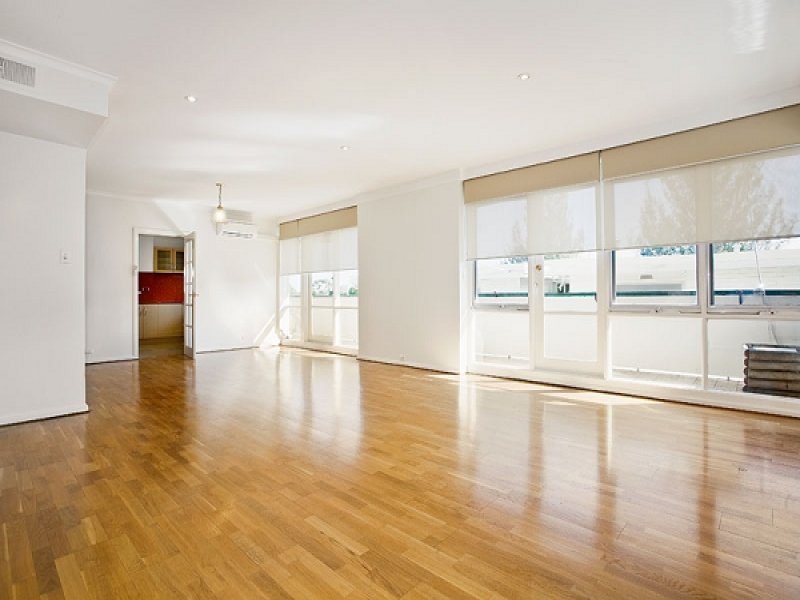 22/384 Toorak Road, South Yarra image 2