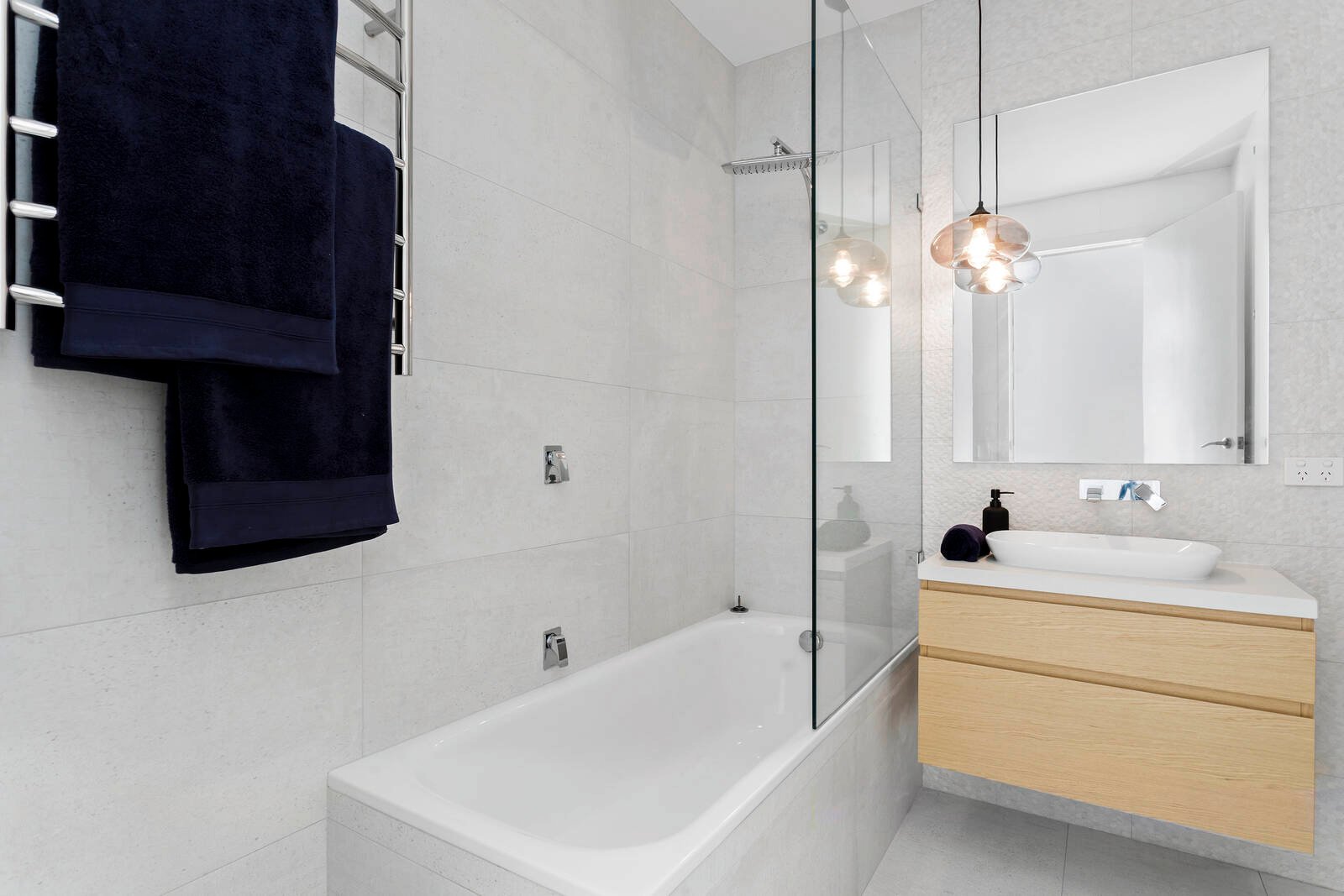 Property Gallery Thumbnail 7