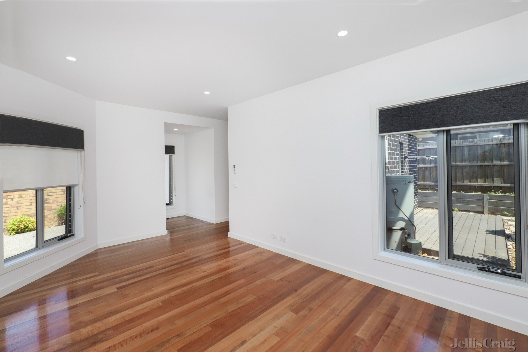 2/239A Victoria Road, Northcote image 5