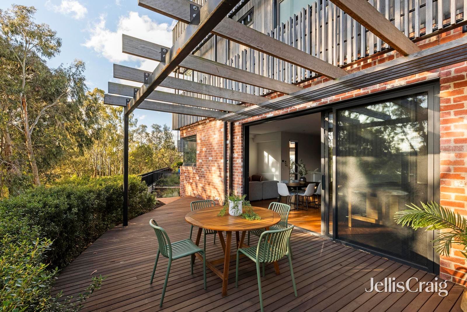 224 Beavers Road, Northcote image 1
