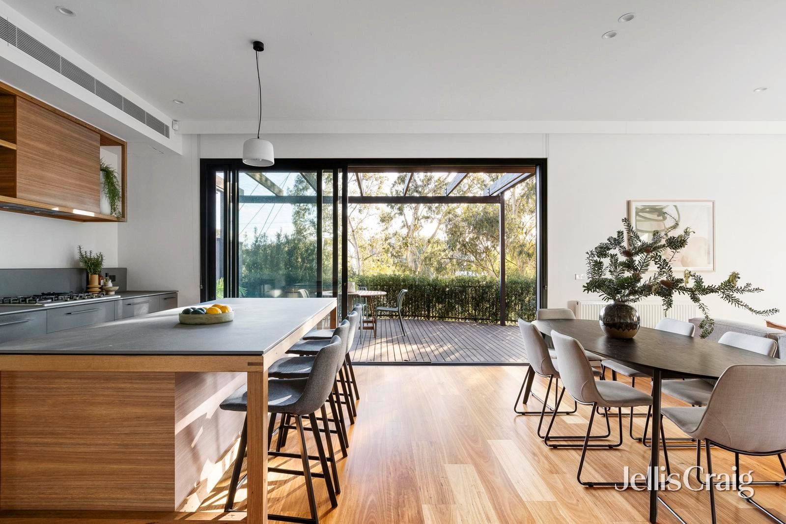 224 Beavers Road, Northcote image 3