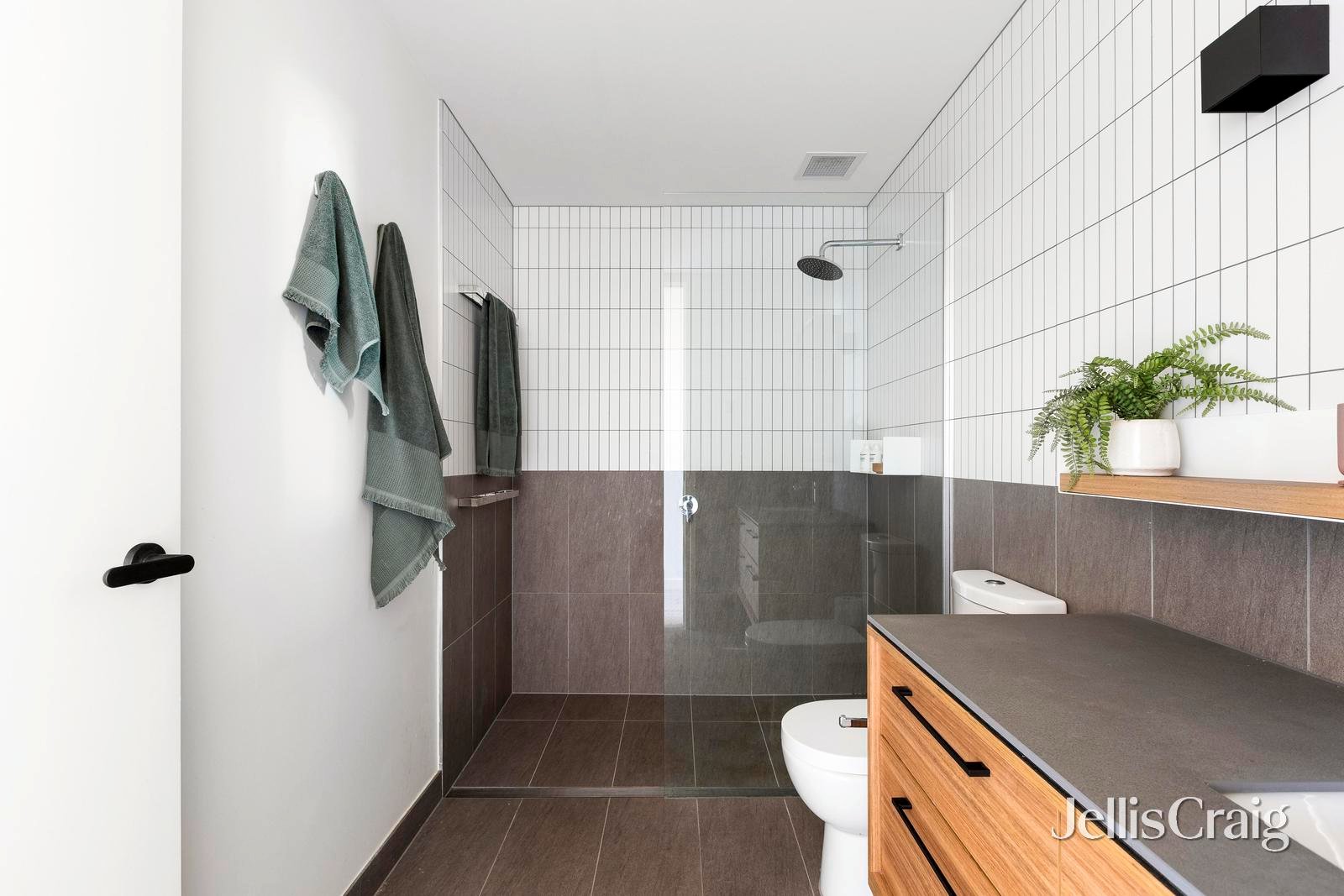 224 Beavers Road, Northcote image 14